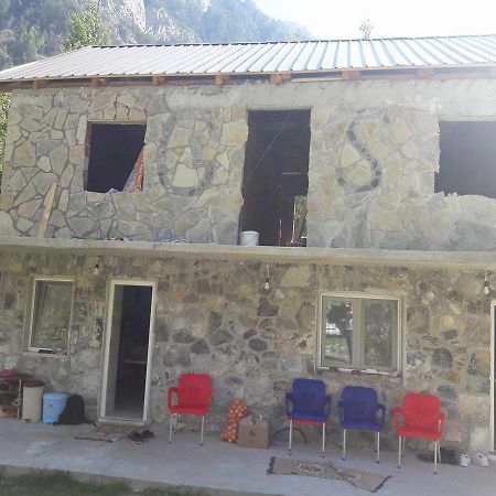 Guesthouse Arben Selimaj Bajram Curri Exterior foto